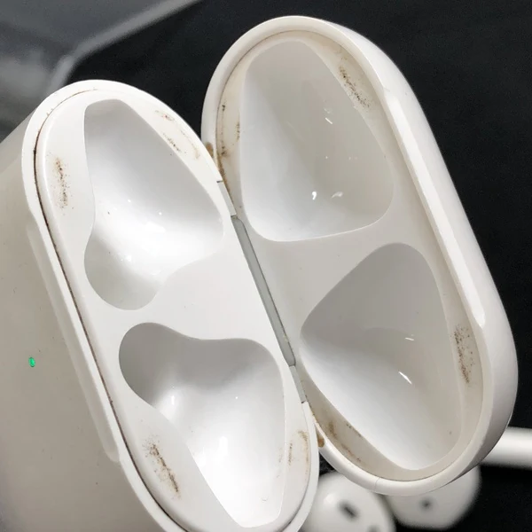 【中古】AirPods with Wireless Charging Case  MRXJ2J-A【日本橋】 - Image 8