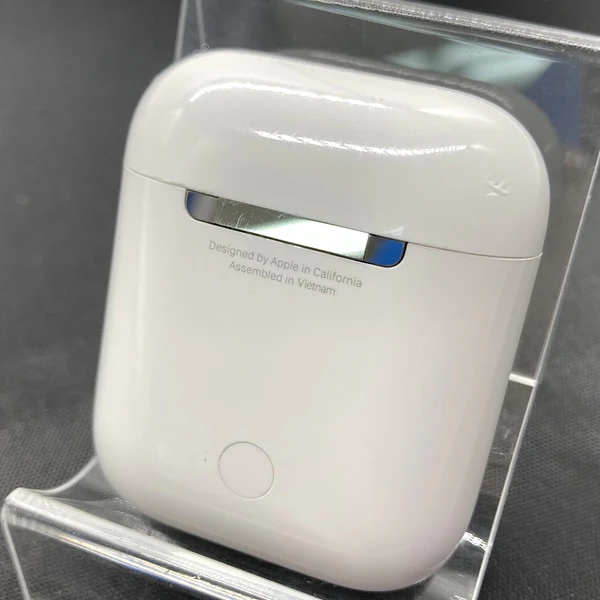 【中古】airpods充電ケース【秋葉原】 - Image 2