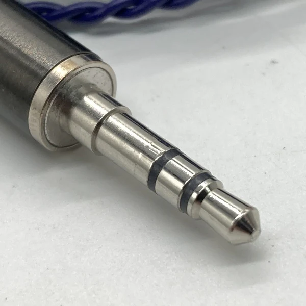 【中古】Iolite 2Pin Pro-3.5mm(イヤーループ仕様) 120cm【秋葉原】 - Image 3