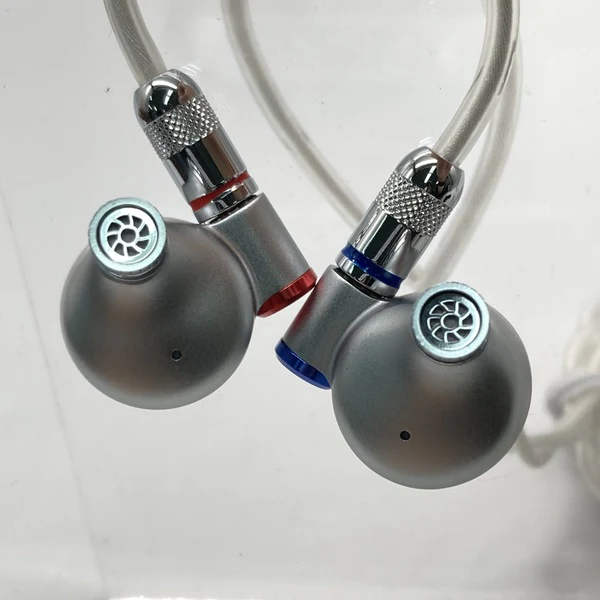 【中古】F1【秋葉原】 - Image 2