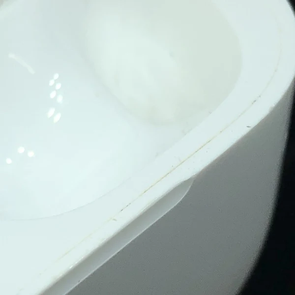 【中古】AirPods Pro 充電ケース【秋葉原】 - Image 4