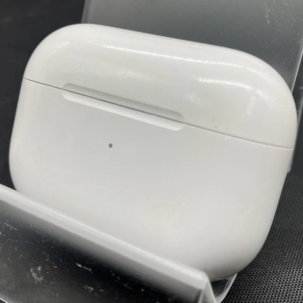 【中古】AirPods Pro 充電ケース【秋葉原】 - Image 2