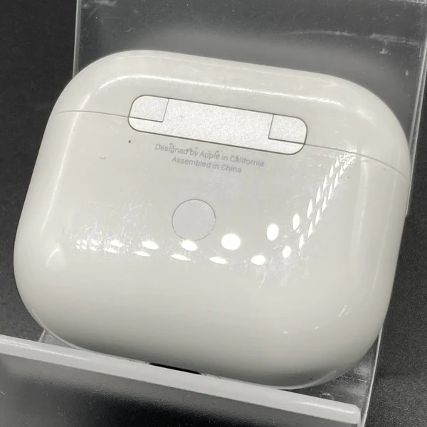 【中古】AirPods 充電ケース (第3世代)【秋葉原】 - Image 2
