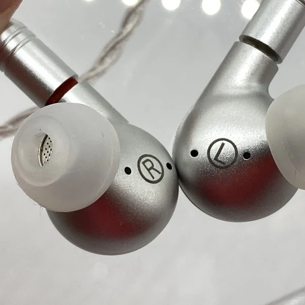 【中古】C5 Space【秋葉原】 - Image 2