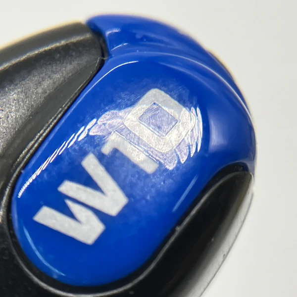 【中古】W10 2019 Design (ケーブル欠品)【日本橋】 - Image 3