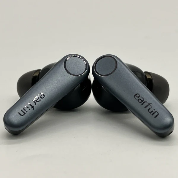 【中古】EarFun Air Pro 3 ブラック【日本橋】 - Image 3