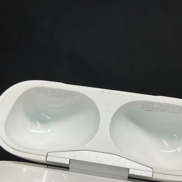 【中古】AirPods Pro 充電ケース(MagSafe)（海外モデル）【秋葉原】 - Image 4