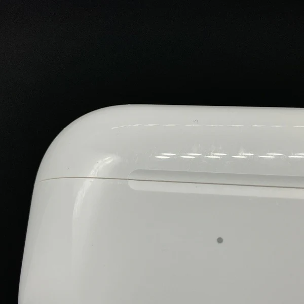 【中古】AirPods Pro (第2世代) 充電ケース (Lightning)【秋葉原】 - Image 4