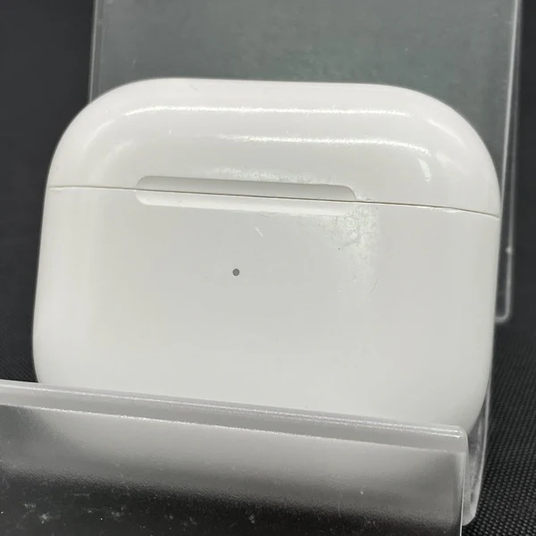 【中古】AirPods 充電ケース (第3世代)【秋葉原】 - Image 2