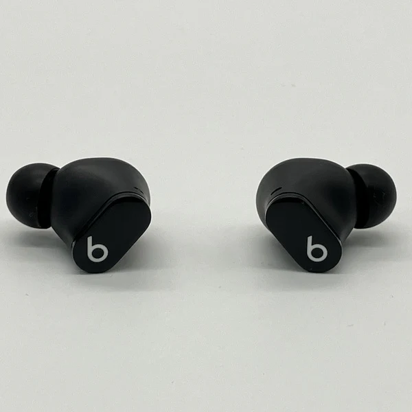 【中古】Beats Studio Buds ブラック【日本橋】 - Image 3