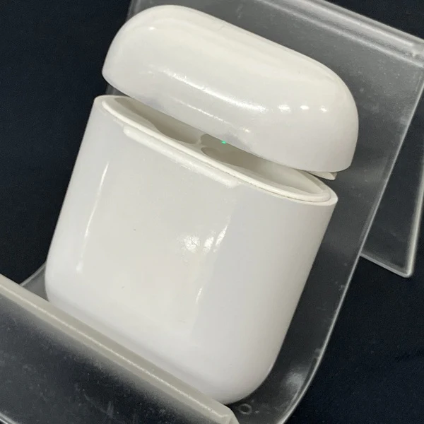 【中古】airpods充電ケース【秋葉原】 - Image 2