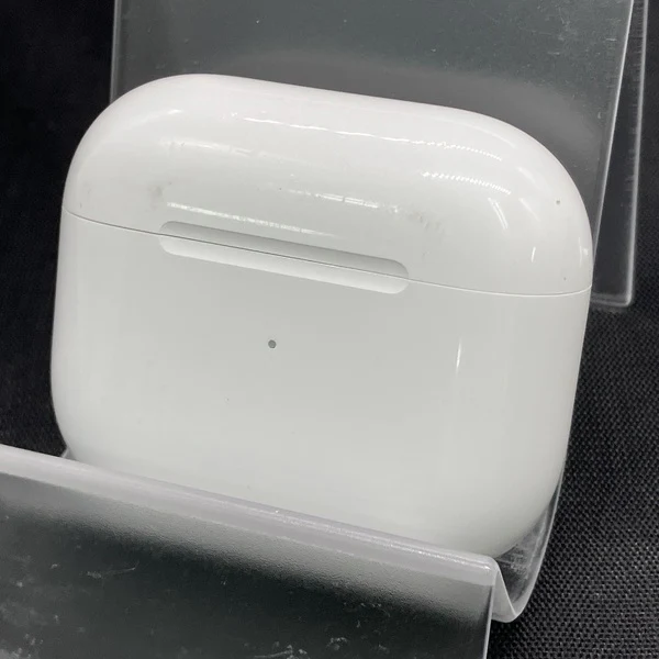 【中古】Airpods MME73J/A 3rd Generation【秋葉原】 - Image 2