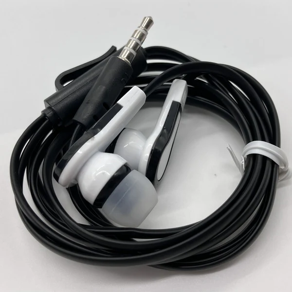 【中古】カナル型イヤホン【日本橋】 - Image 2