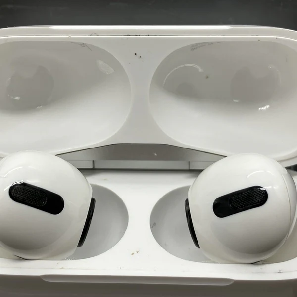 【中古】AirPods Pro MWP22J/A【秋葉原】 - Image 6