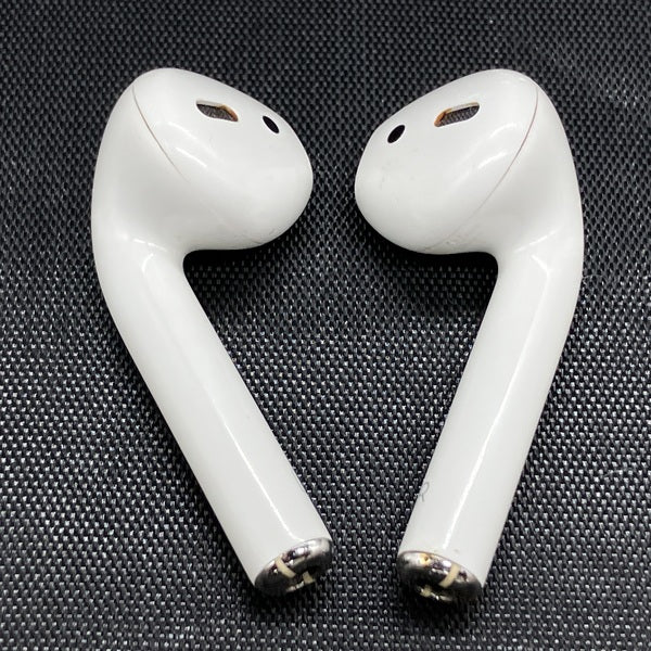 【中古】AirPods with Charging Case MV7N2J/A【日本橋】 - Image 4