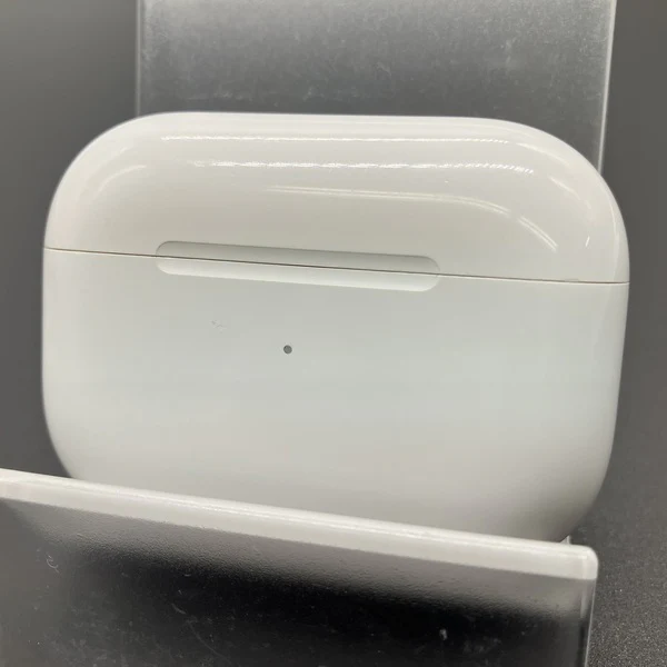 【中古】AirPods Pro 充電ケース【秋葉原】 - Image 2
