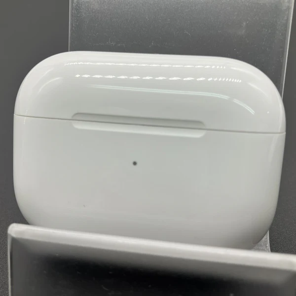 【中古】AirPods Pro 充電ケース【秋葉原】 - Image 2