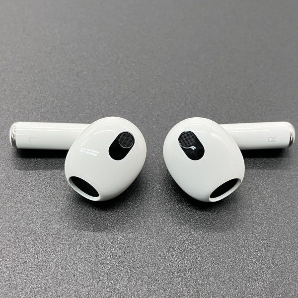 【中古】Airpods MME73J/A 3rd Generation【秋葉原】 - Image 5