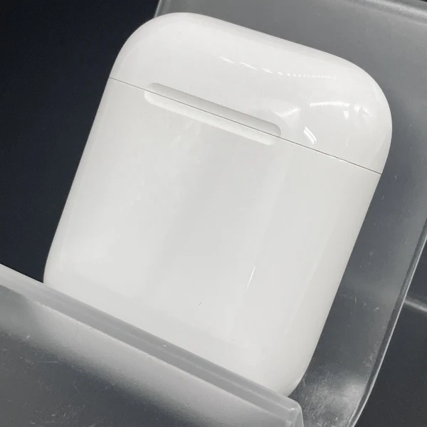 【中古】airpods充電ケース【秋葉原】 - Image 2