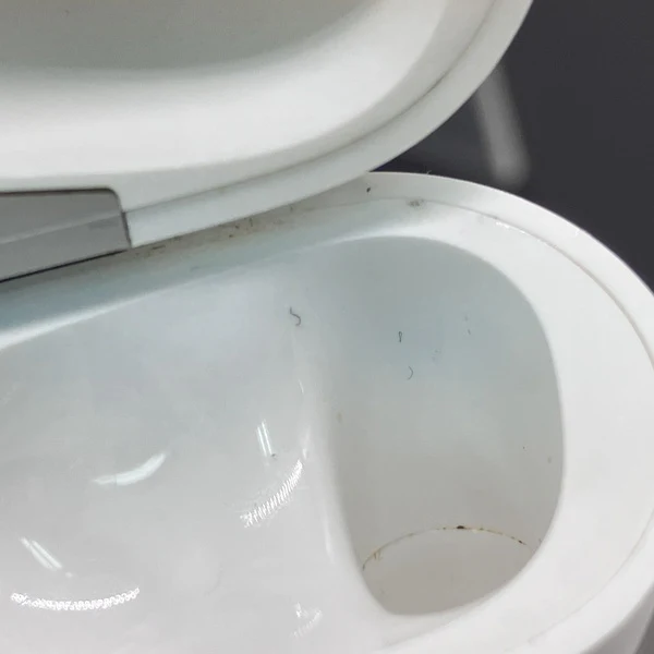 【中古】AirPods Pro 充電ケース【秋葉原】 - Image 4