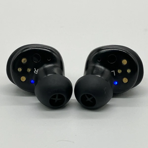 【中古】MOMENTUM True Wireless 3 ブラック 【MTW3 BLACK】【日本橋】 - Image 4