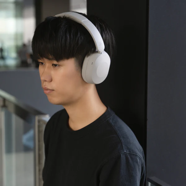 UX1000 - Image 12