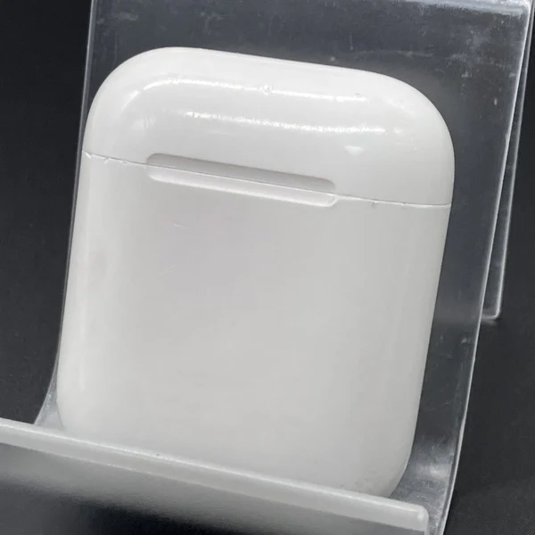 【中古】AirPods with Charging Case MV7N2J/A【名古屋】 - Image 2