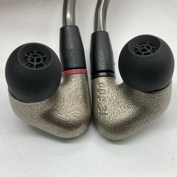 【中古】IE 600【日本橋】 - Image 2