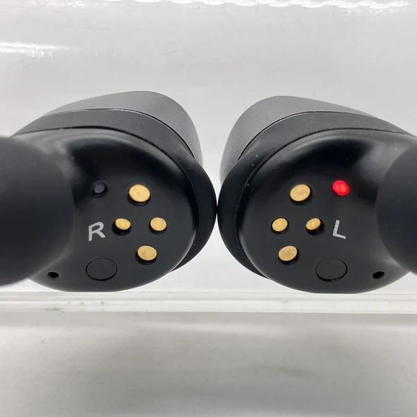 【中古】MOMENTUM True Wireless 4 ブラックグラファイト 【MTW4 Black Graphite】【秋葉原】 - Image 4