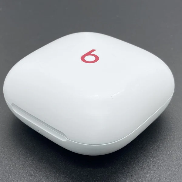 【中古】Beats Fit Pro ホワイト【秋葉原】 - Image 2