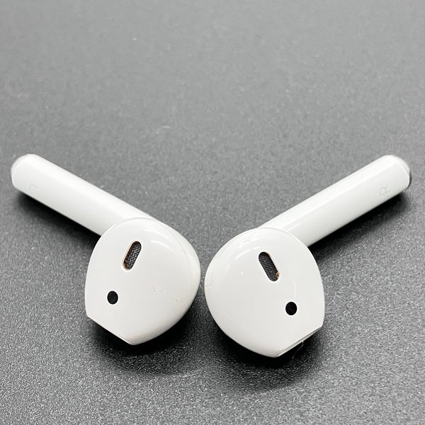 【中古】AirPods with Charging Case MV7N2J/A【秋葉原】 - Image 5