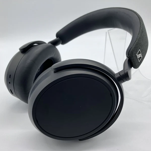 【中古】MOMENTUM 4 Wireless ブラック 【M4AEBT BLACK】【日本橋】