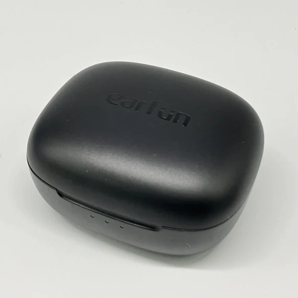 【中古】EarFun Air Pro 3 ブラック【日本橋】 - Image 2