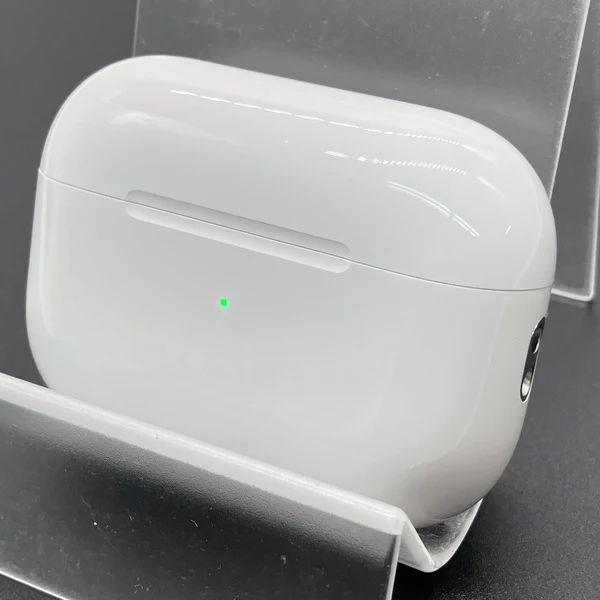 【中古】AirPods Pro (第2世代) 充電ケース (Lightning)【日本橋】 - Image 2
