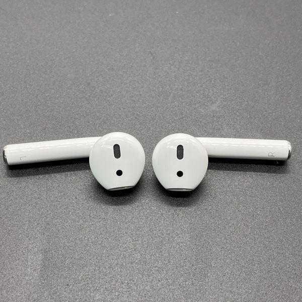 【中古】AirPods with Charging Case MV7N2J/A【秋葉原】 - Image 5