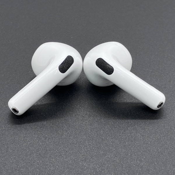 【中古】AirPods 4 MXP93J/A（アクティブノイズキャンセリング搭載）【秋葉原】 - Image 3