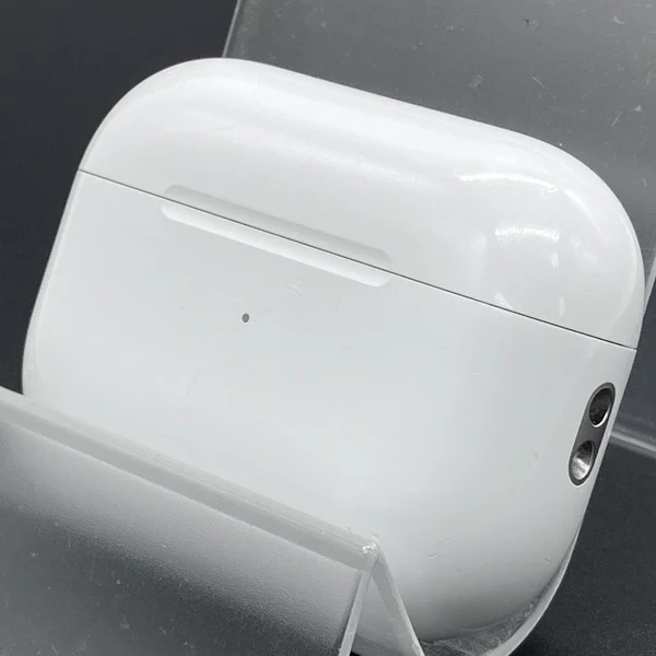 【中古】AirPods Pro (第2世代) 充電ケース (Lightning)【名古屋】 - Image 2