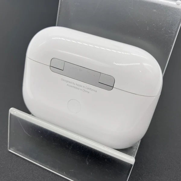 【中古】AirPods Pro 充電ケース【秋葉原】 - Image 3