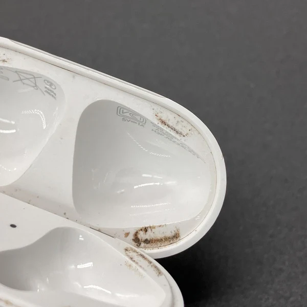 【中古】airpods充電ケース【秋葉原】 - Image 3