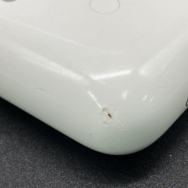 【中古】Wireless Charging Case for AirPods MR8U2J/A【日本橋】 - Image 3