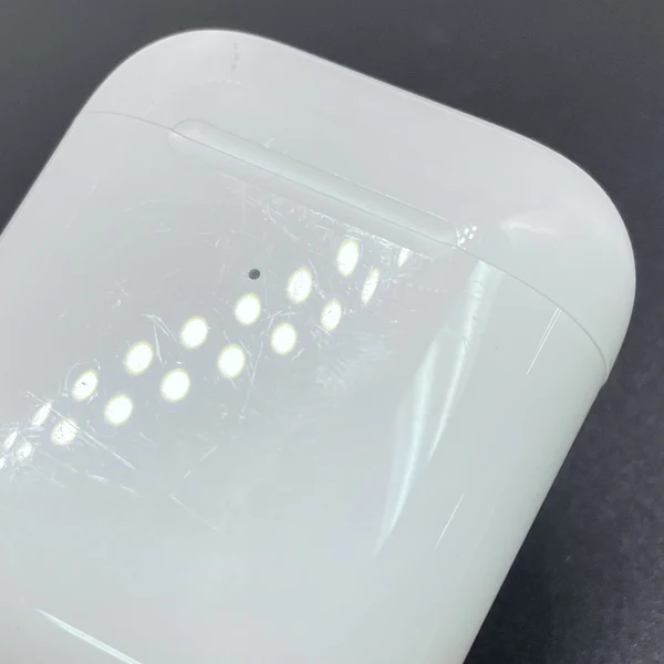【中古】Wireless Charging Case for AirPods MR8U2J/A【名古屋】 - Image 3