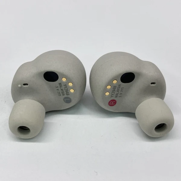 【中古】WF-1000XM4 SM プラチナシルバー【秋葉原】 - Image 4