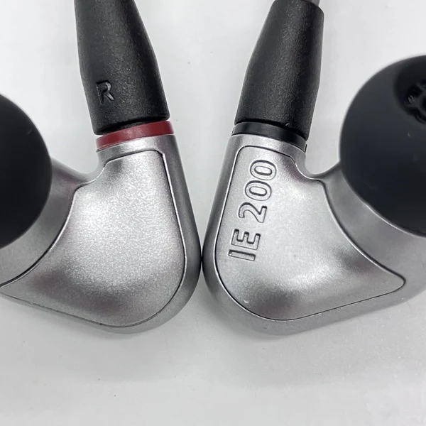 【中古】IE 200 Silver Edition【秋葉原】 - Image 2