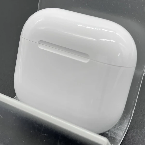 【中古】AirPods 4 MXP93J/A（アクティブノイズキャンセリング搭載）【日本橋】 - Image 2