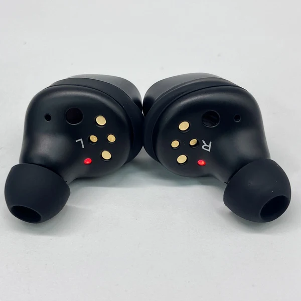 【中古】MOMENTUM True Wireless 4 ブラックグラファイト 【MTW4 Black Graphite】【秋葉原】 - Image 4