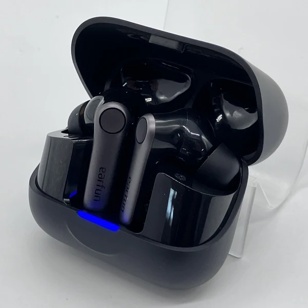 【中古】Air Pro 4+ Black【日本橋】