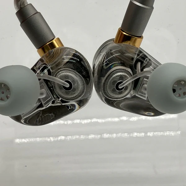 【中古】Surface【E14D】【名古屋】 - Image 2