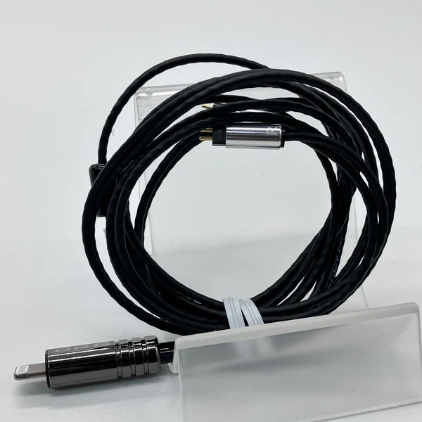 【中古】Clear force Ultimate Custom IEM 2pin Lightning (1.2m)【秋葉原】
