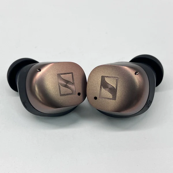 【中古】MOMENTUM True Wireless 4 ブラックコッパ―（Amazon限定カラー）【名古屋】 - Image 3