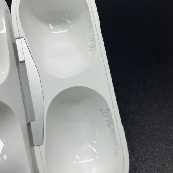 【中古】AirPods Pro 充電ケース【秋葉原】 - Image 4